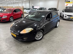 Fiat Bravo - 1.4 T-Jet Corporate / DUBBL PANO / RIJDT SCHAKELT GOED