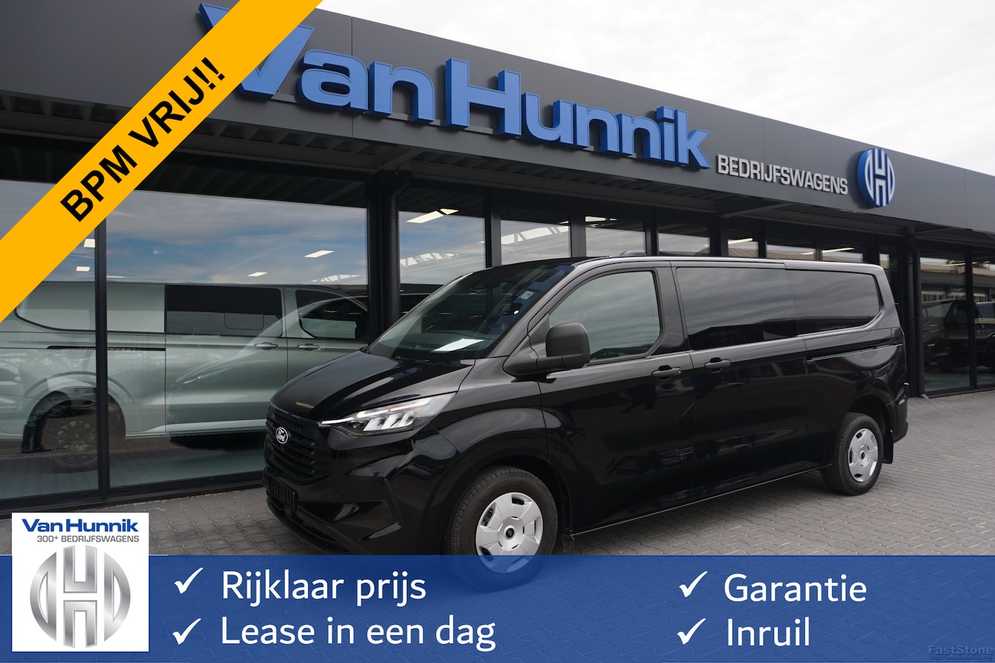 Ford Transit Custom - 320L 136PK Trend DC AUT BPM VRIJ!! 13" Sync4 Navi, ACC, Camera, 2x Schuifdeur!! NR. A73 - AutoWereld.nl