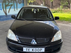 Mitsubishi Lancer Station Wagon - 1.6 Inform *MEENEEMPRIJS* € 999, - zo meenemen