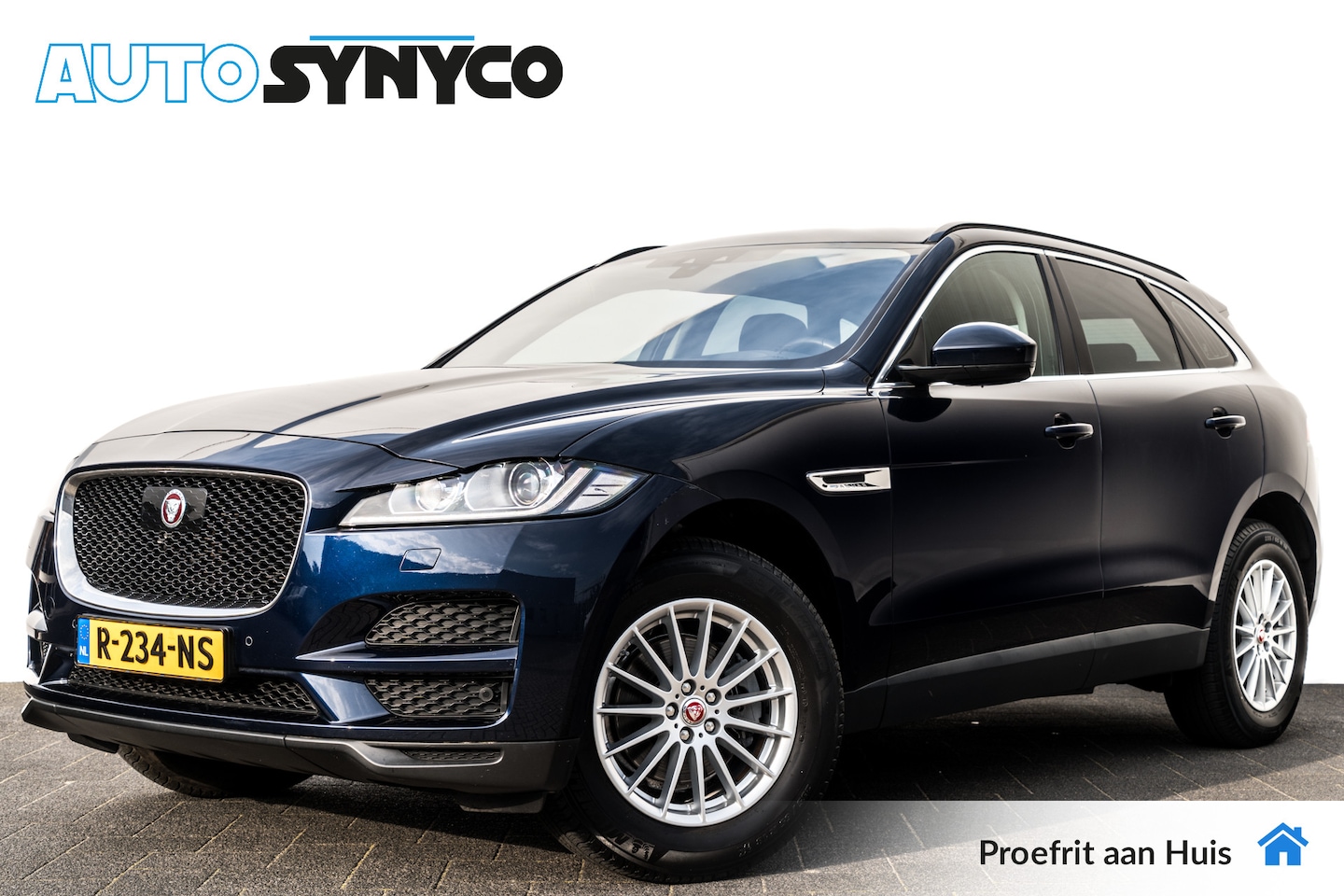 Jaguar F-Pace - 2.0t 250 PK AWD Automaat | Head-Up | Trekhaak | Adapt. Cruise | Xenon | 18 inch LMV  | Car - AutoWereld.nl