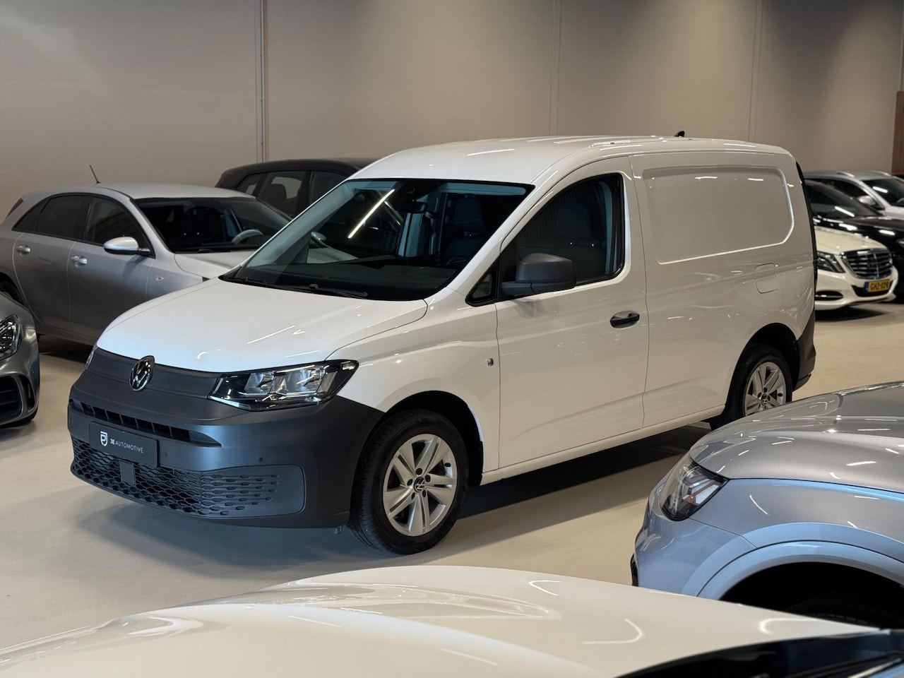 Volkswagen Caddy Cargo - 2.0 TDI DSG, Apple Carplay, Android Auto, PDC, Schuifdeur, Laaddeuren, 16" Velgen, Volledi - AutoWereld.nl