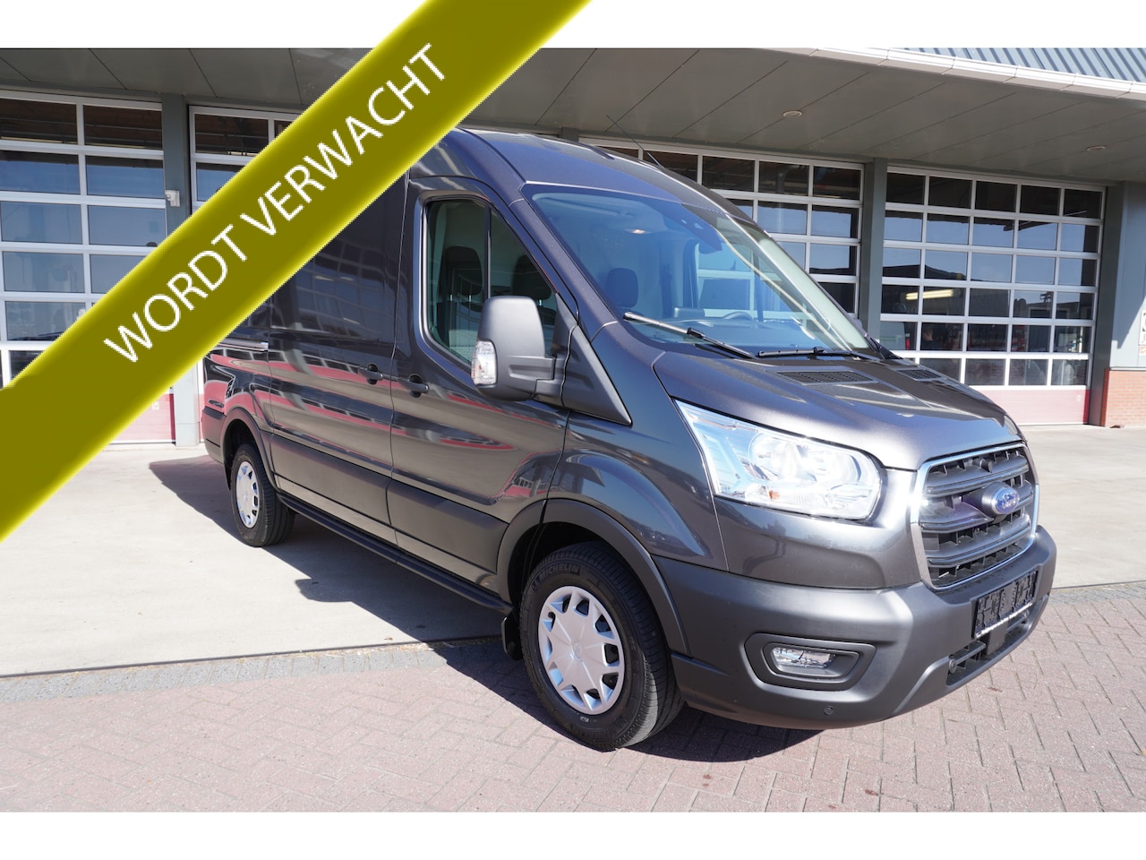 Ford Transit - 350 2.0 TDCI 165pk L2H2 Trend Automaat Schuifdeur L+R nr. V803 | Camera | Cruise | Trekhaa - AutoWereld.nl