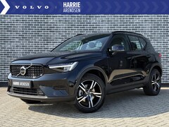 Volvo XC40 - 2.0 B4 Plus Dark | Trekhaak | Adaptive cruise control | Verwarmbare voorruit | Dode hoek d