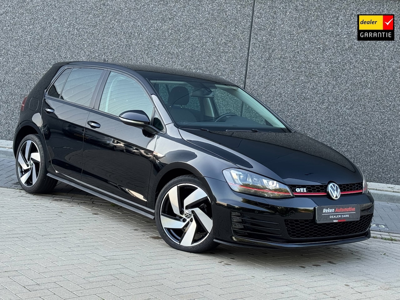 Volkswagen Golf - 1.4 TSI GTI DSG Navi Alcantara Clima Cruise - AutoWereld.nl