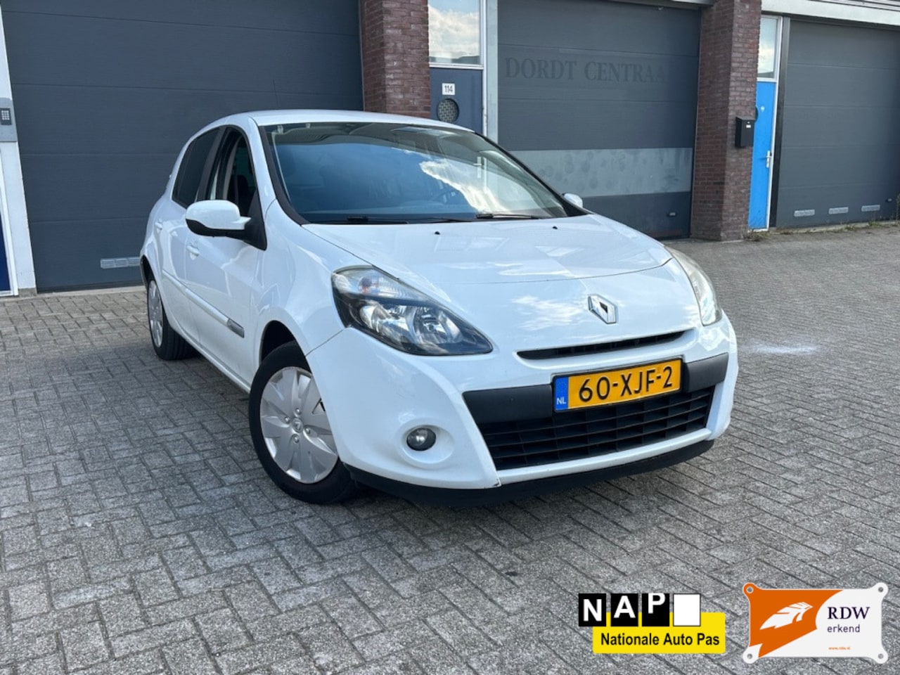 Renault Clio - 1.5 dCi Collection / NAP / Airco / Export / Nette auto - AutoWereld.nl