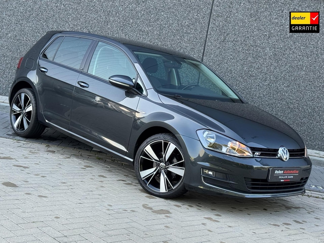 Volkswagen Golf - 1.2 TSI Edition R line Automaat Navi Clima Cruise - AutoWereld.nl