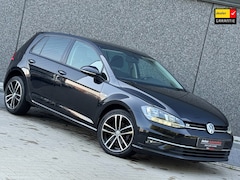 Volkswagen Golf - 1.0 TSI R-Line Navi Cruise Dealeronderh