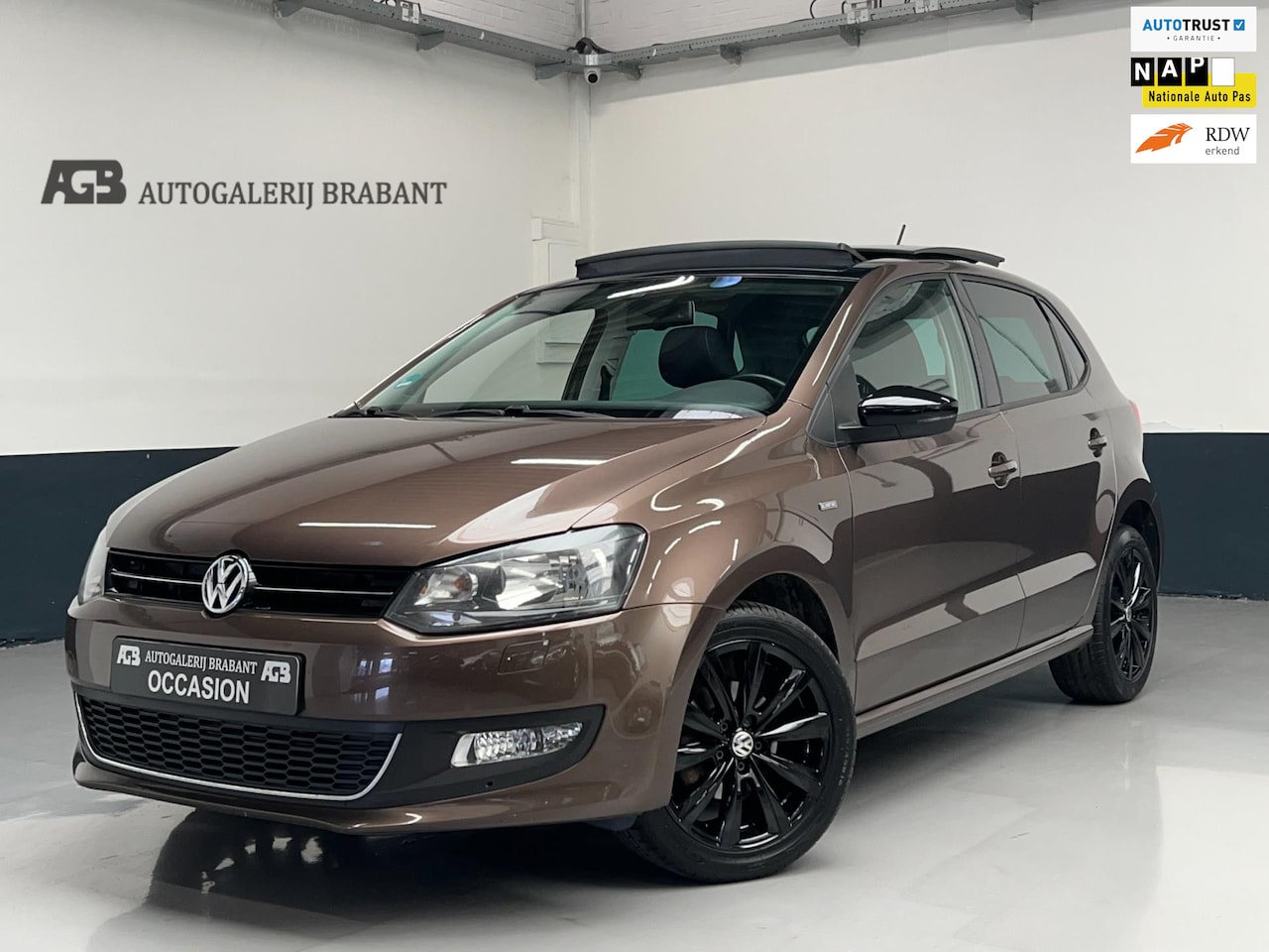 Volkswagen Polo - 1.2 TSI Highline Pano/MultiStuur/StoelVW - AutoWereld.nl