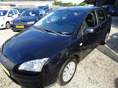 Ford Focus Wagon - 1.6-16V Trend. Airco, Cruise control, NAP