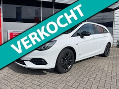 Opel Astra Sports Tourer - 1.2 Design & Tech / camera / trekhaak