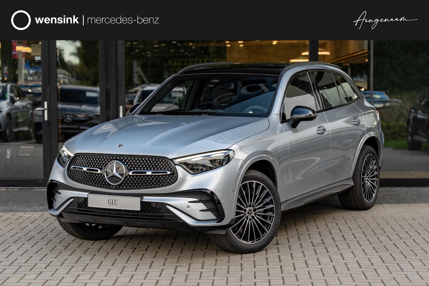 Mercedes-Benz GLC-klasse - 300e 4MATIC Sport Edition | Panoramaschuifdak | Premium pakket | Nightpakket | 360° camera - AutoWereld.nl