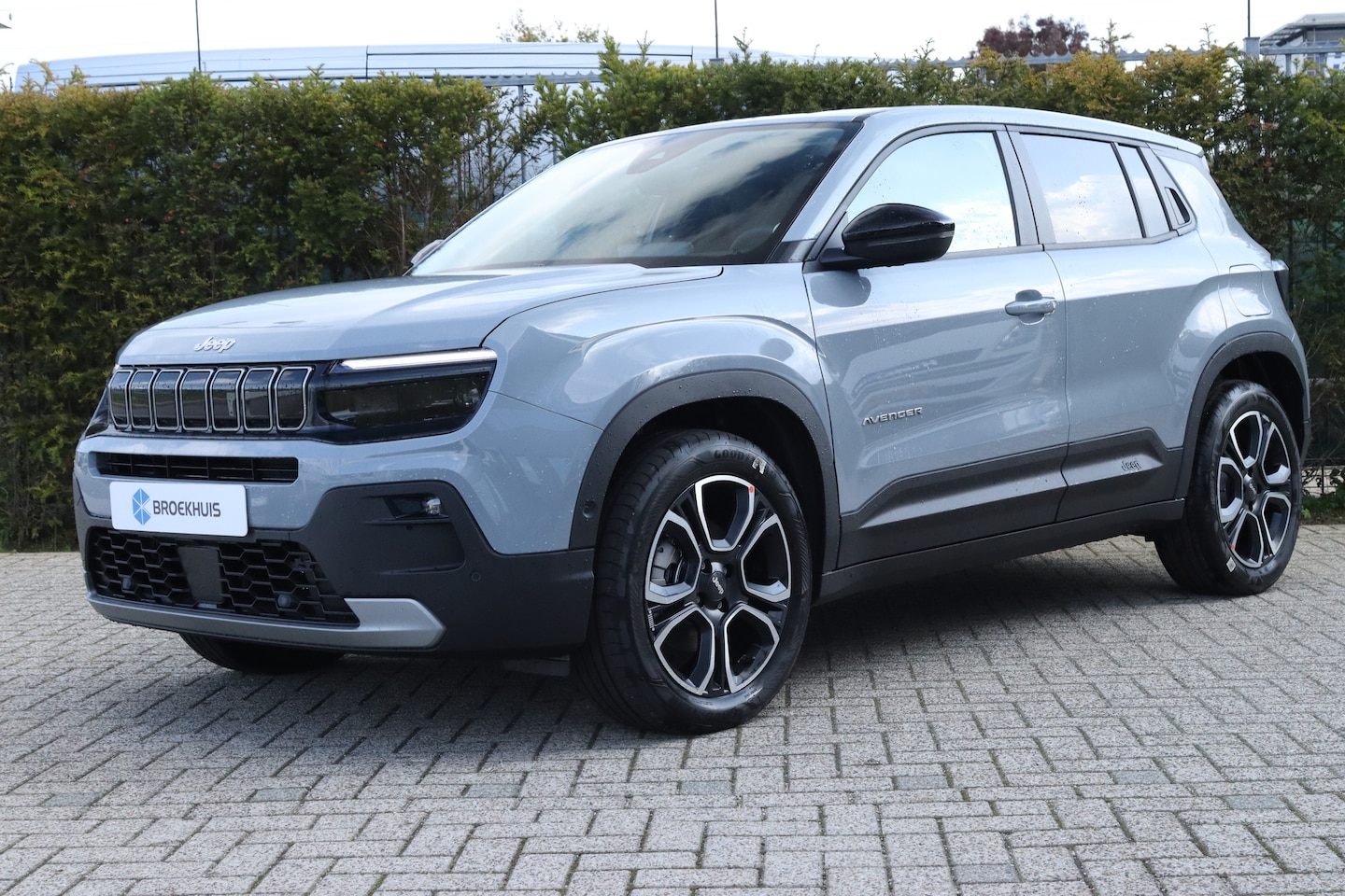 Jeep Avenger - Summit | Infotainment & Convenience Pack | Warmtepomp | Winter Pack - AutoWereld.nl