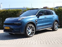 Lynk & Co 01 - 1.5 | Trekhaak | Panoramadak | Adaptieve Cruise | Infinity Audio | Memory | Carplay | Came
