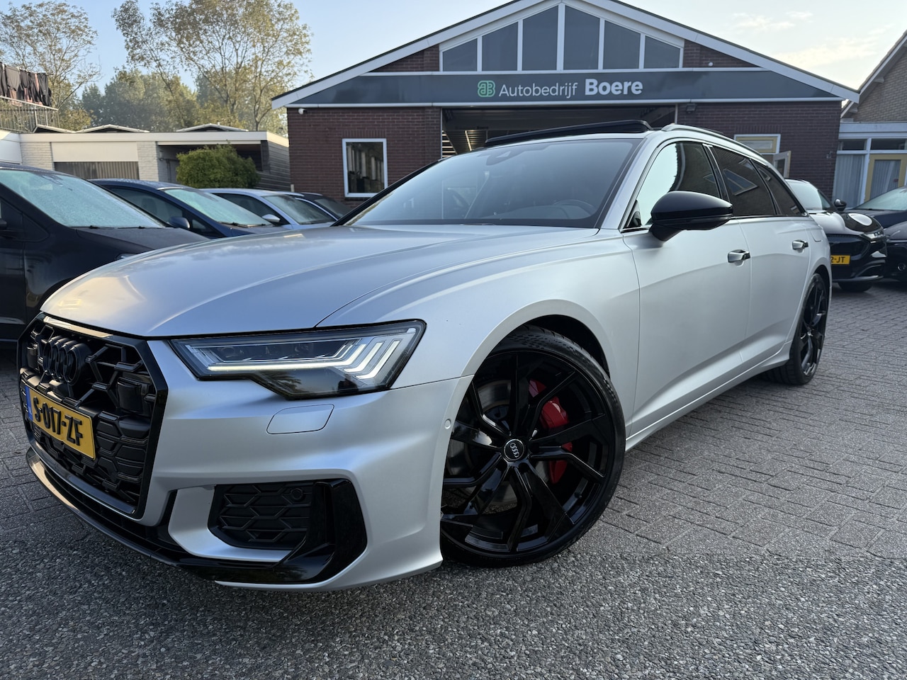 Audi A6 Avant - 55 TFSI e quattro Competition Pro Line S Grijs Wrapped, Vol Opties!! - AutoWereld.nl