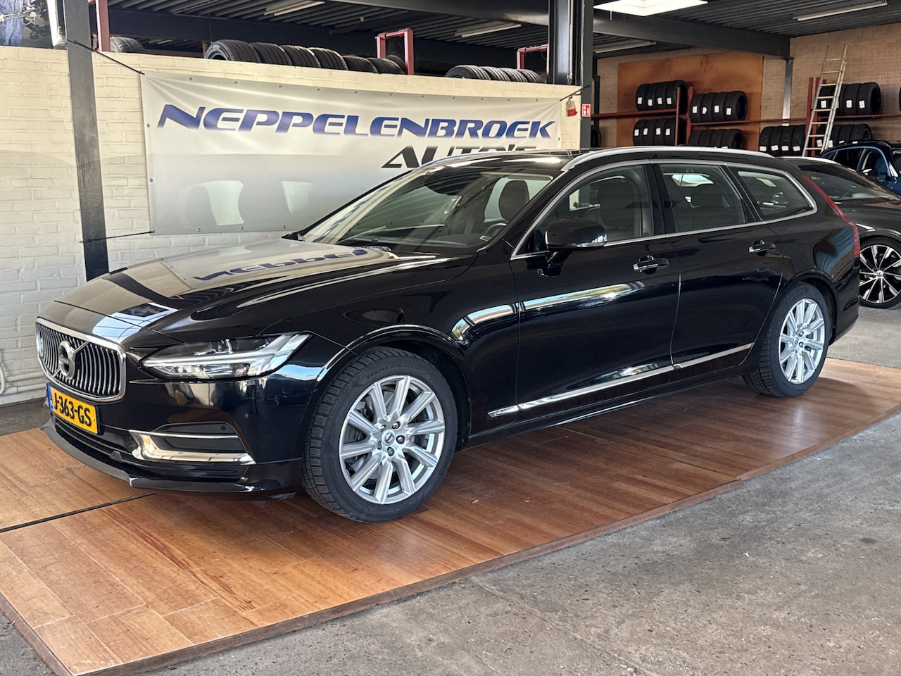 Volvo V90 - 2.0 T4 Business Luxury+ Polstar - AutoWereld.nl
