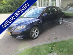 Mazda 3 Sport - 1.6 Executive Zo Mee Inruilkoopje