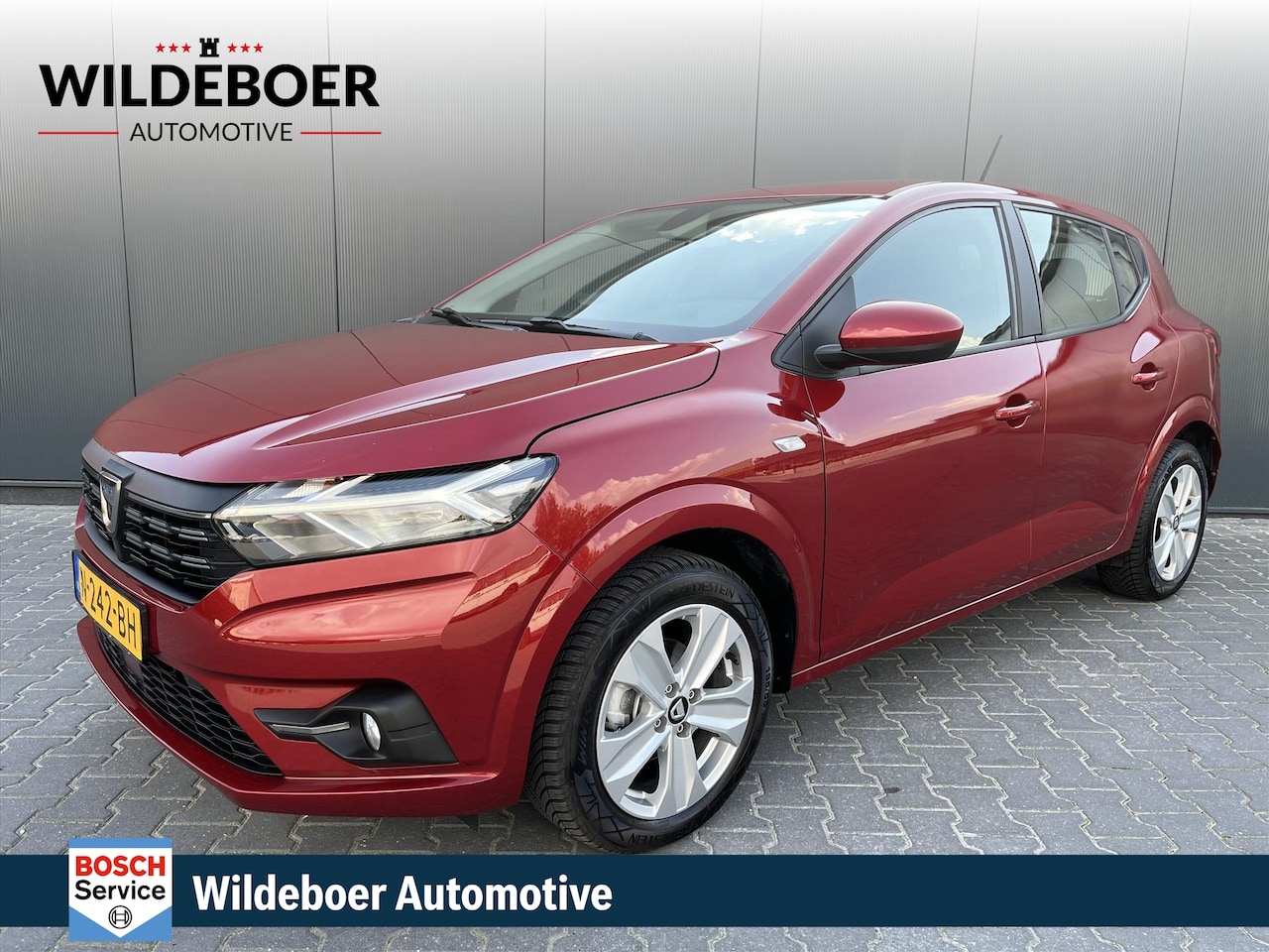 Dacia Sandero - 1.0 TCe 90 PK Comfort + AIRCO + CRUISE + LMV + LED + PDC + CAMERA - AutoWereld.nl