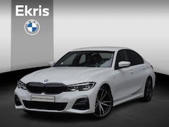 BMW 3-serie - 318i Model M Sport | Comfort Access | Driving Assistant | HiFi System | Trekhaak met elekt