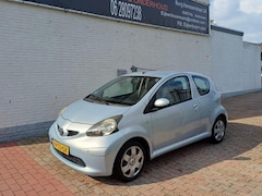 Toyota Aygo - 1.0-12V