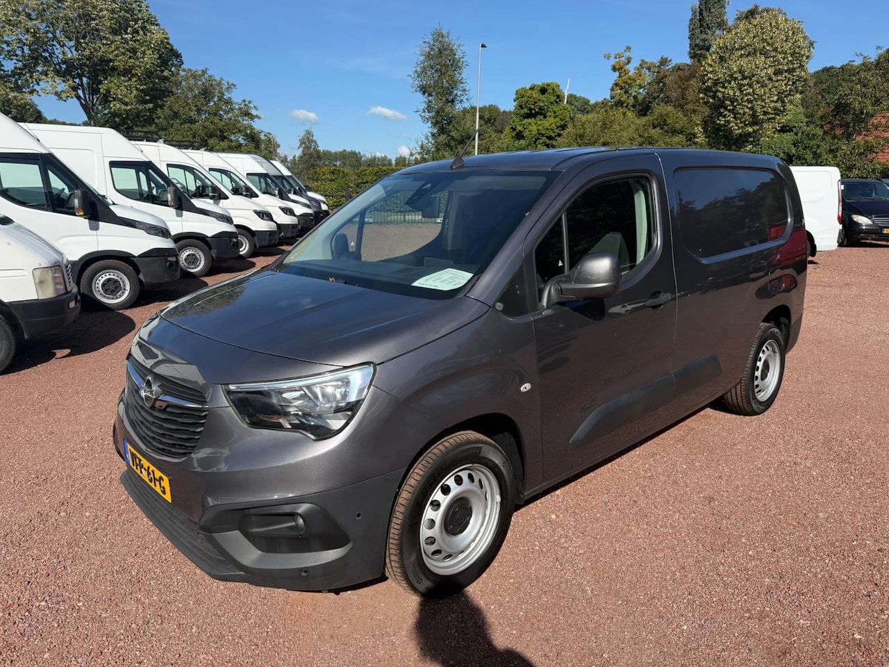 Opel Combo - L2 102PK Airco / Cruise Control / Camera's/ Euro 6 / L2H1 / Peugeot Partner - AutoWereld.nl