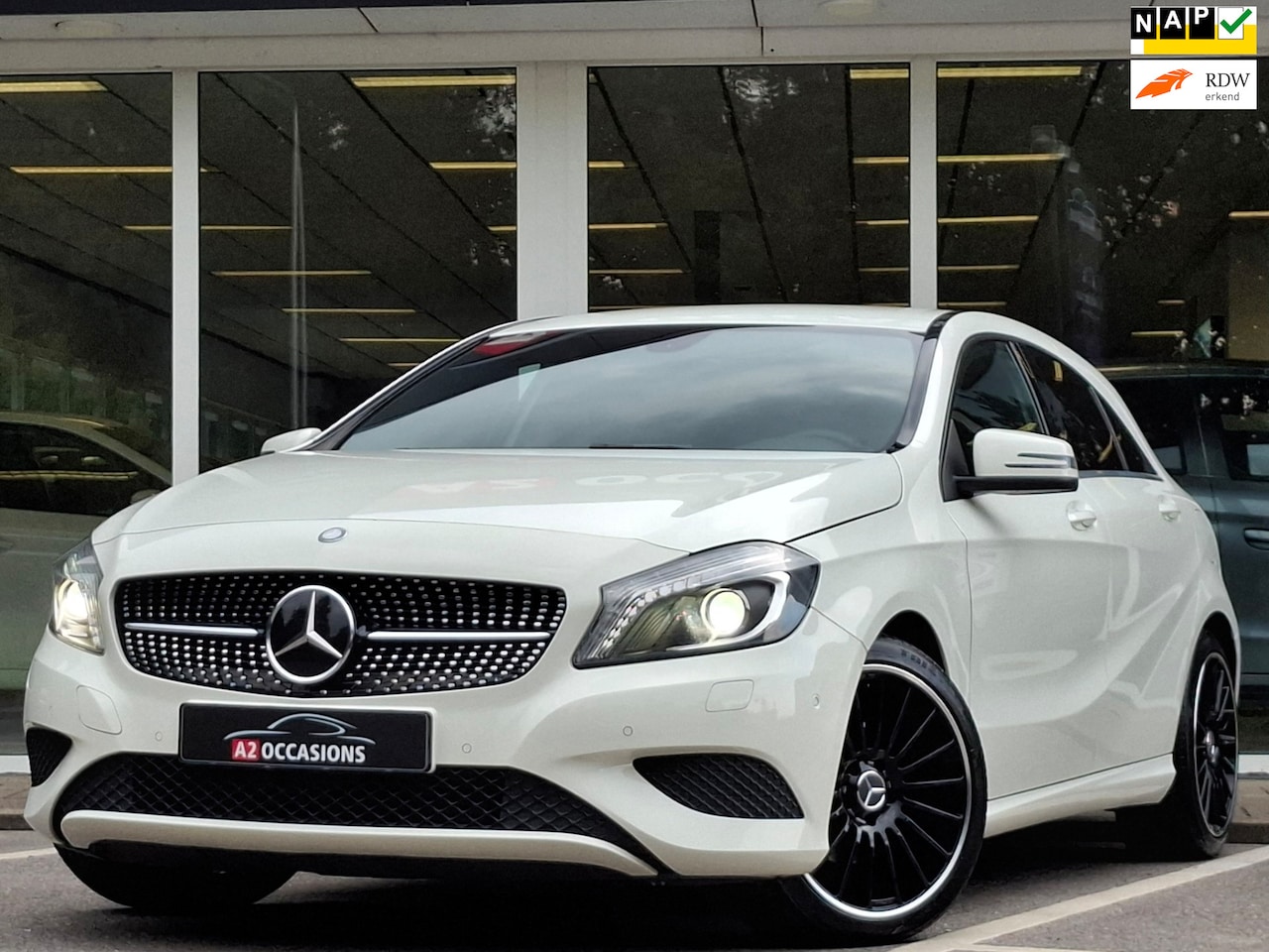 Mercedes-Benz A-klasse - 200 Automaat Xenon/18inch AMG/Bluetooth/Navi/PDC/Stoelverwarming - AutoWereld.nl