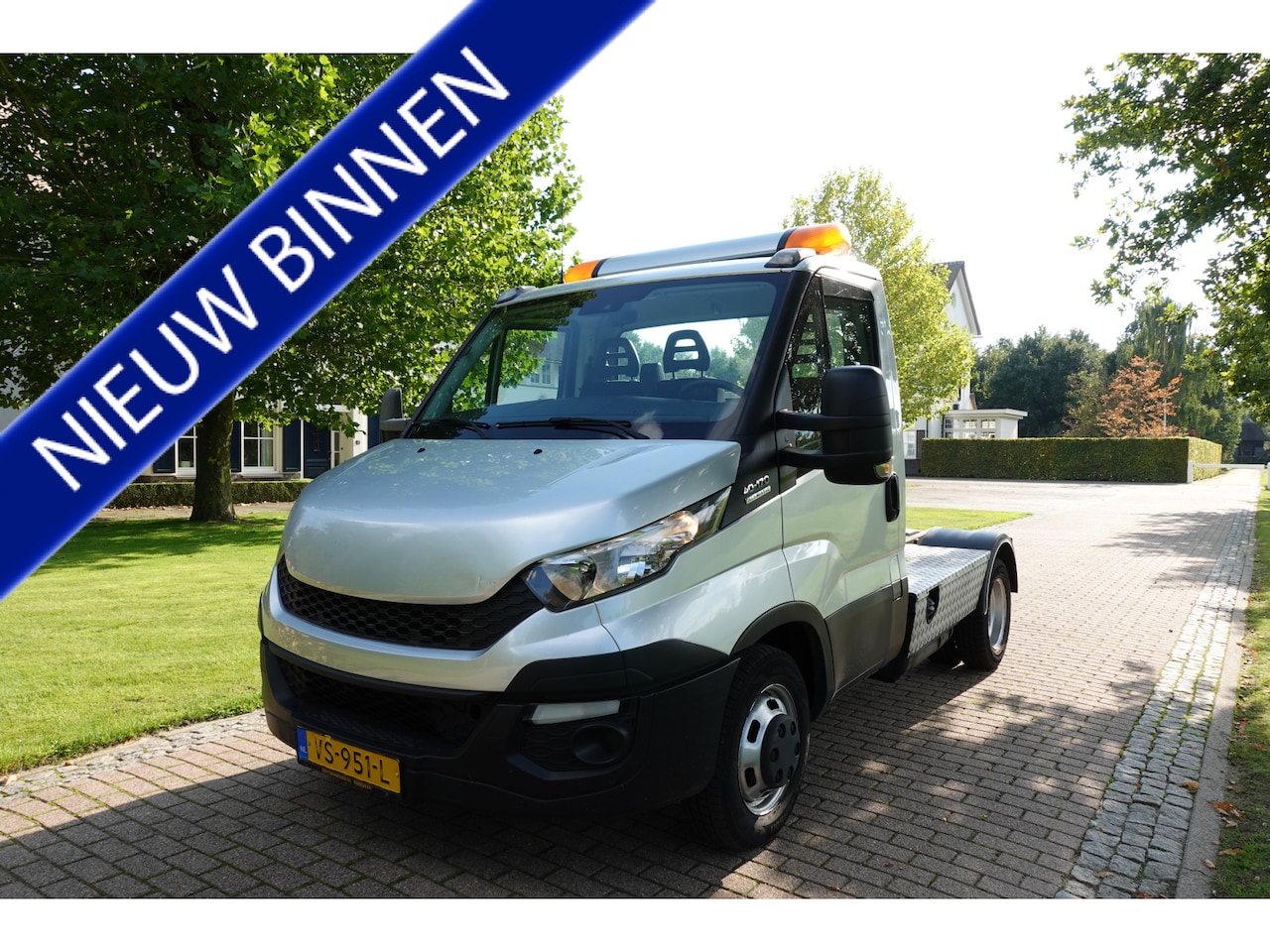Iveco Daily - 40C17 3.0 300 | MAX. 9700KG | | DAB | Airco | Automaat | Geveerde Stoel | - AutoWereld.nl