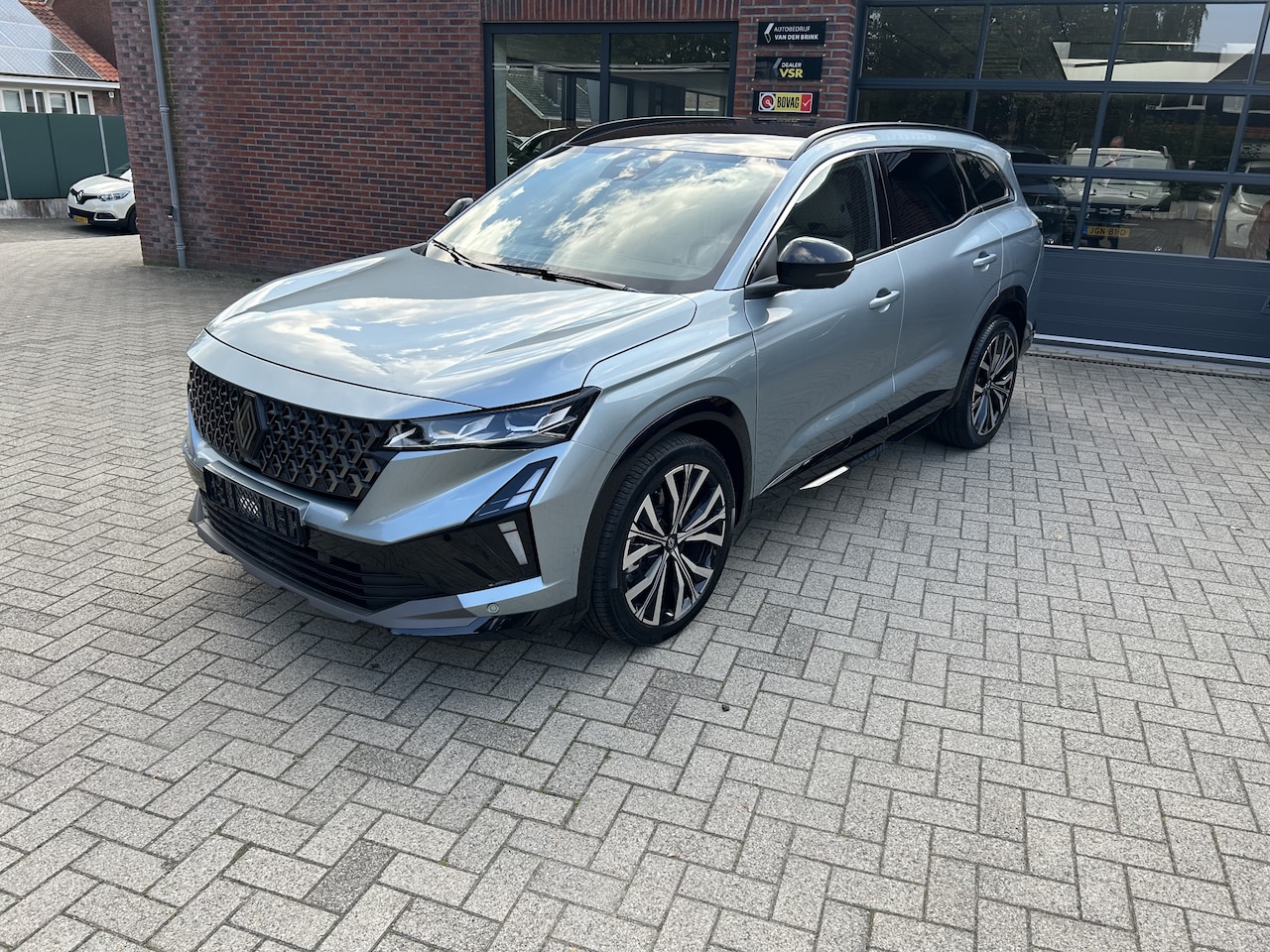 Renault Espace - E-Tech full hybrid 200 esprit Alpine 5p. E-Tech full hybrid 200 esprit Alpine 5p. - AutoWereld.nl