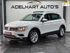 Volkswagen Tiguan - 1.5 TSI Comfortline / Panorama dak / Navigatie full map / Cruise control / Climate control