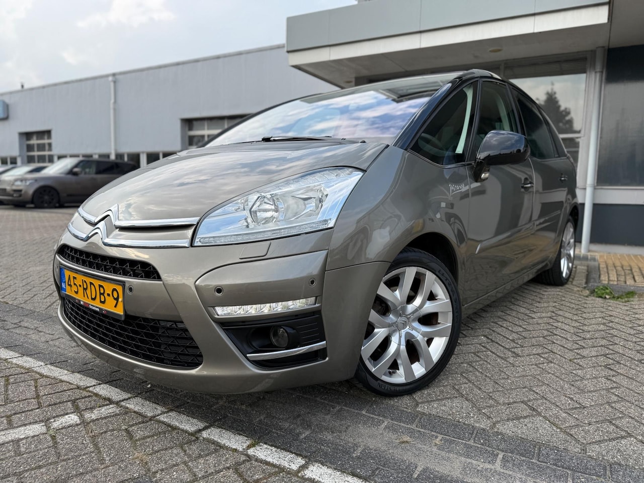 Citroën C4 Picasso - 1.6 THP Exclusive EGS | Automaat | Climate | LMV | PDC | Trekhaak | - AutoWereld.nl
