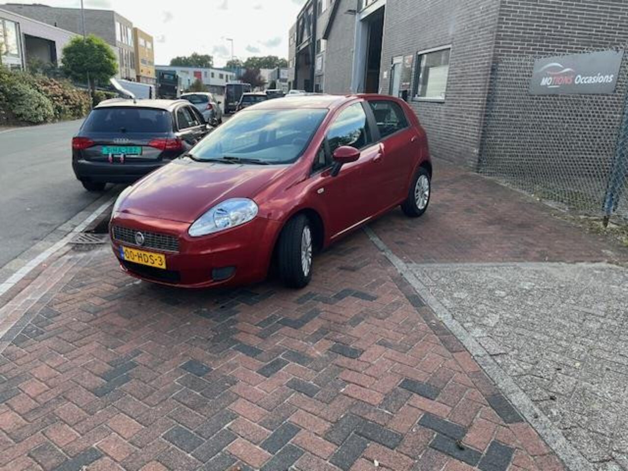 Fiat Grande Punto - 1.4 Dynamic! Airco! 194 DKM NAP! Cruise! - AutoWereld.nl