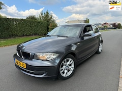BMW 1-serie - 118i High Executive NAP/APK/CLIMA