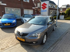 Mazda 3 - 3 EXECUTIVE