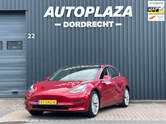 Tesla Model 3 - Long Range AWD 75 kWh SOH 89€