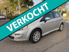 Fiat Punto Evo - 0.9 TwinAir Street / airco / cruise.control / navigatie / lmv / pdc / nap