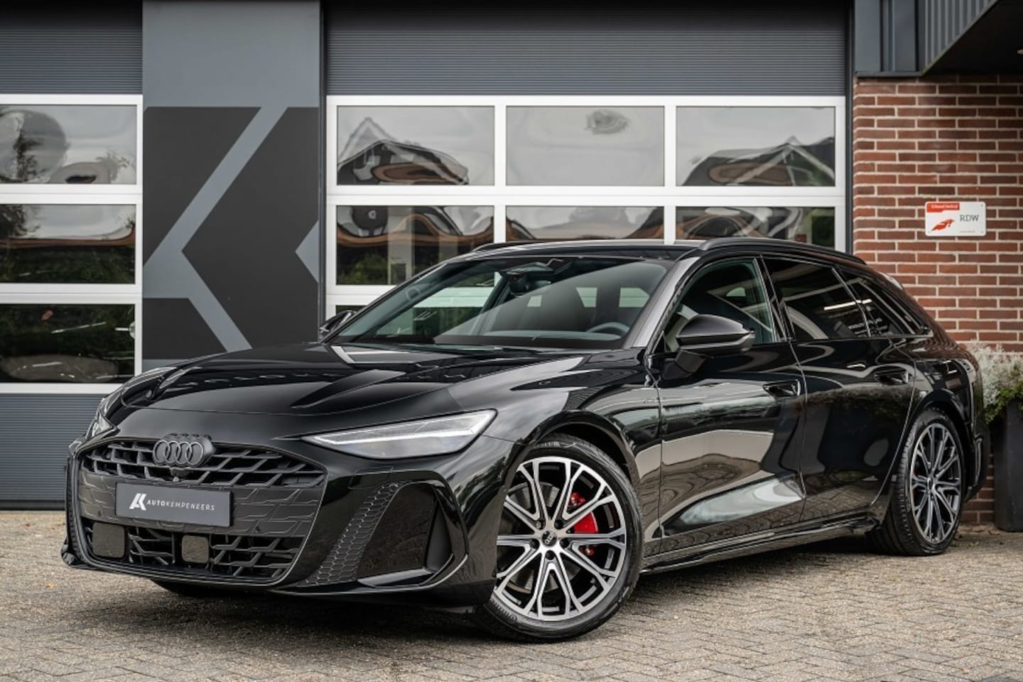 Audi A6 - 2.0 e-hybride | Panorama | Matrix LED Plus | 360° | Head-up | Vierwielbesturing | Bang & O - AutoWereld.nl