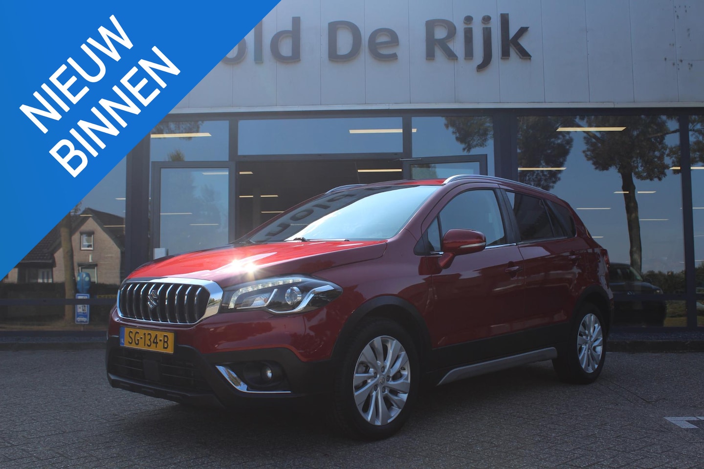 Suzuki S-Cross - 1.0 Boosterjet Exclusive 1.0 Boosterjet Exclusive - AutoWereld.nl