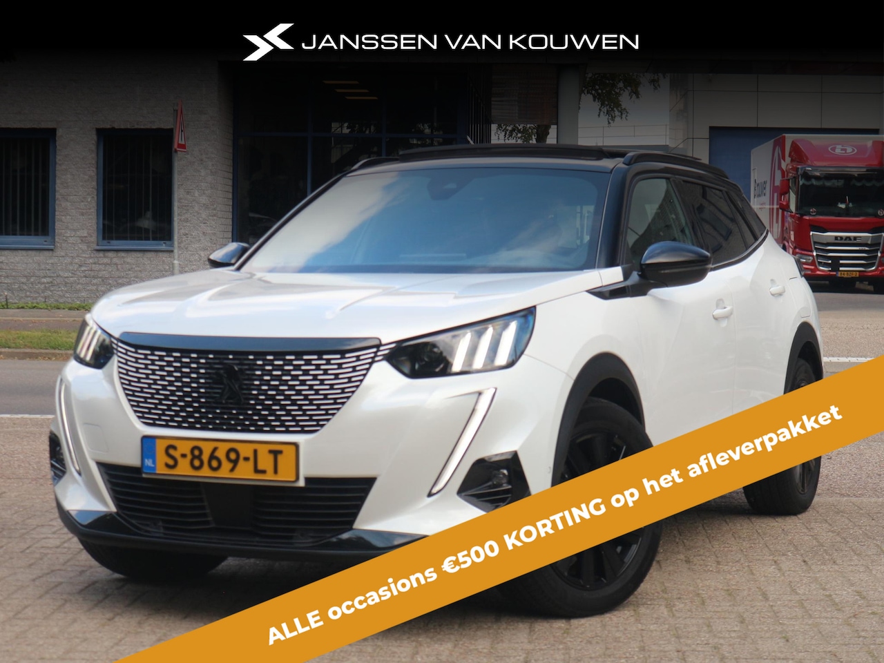 Peugeot e-2008 - EV GT Pack 50 kWh / Panoramadak / Leder / Stoelverwarming / Carplay - AutoWereld.nl