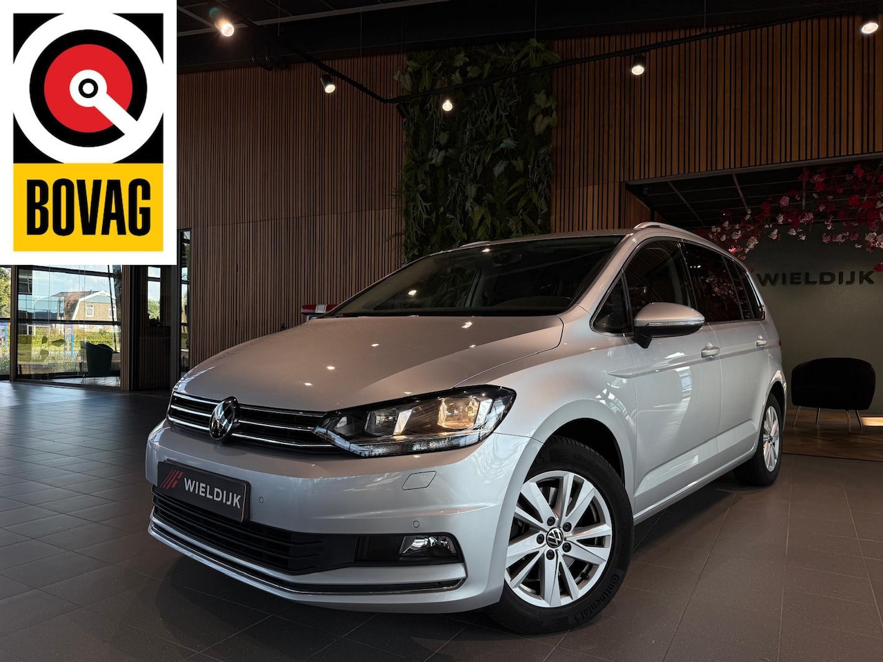 Volkswagen Touran - 1.5 TSI Highline 7p 1.5 TSI Highline 7p - AutoWereld.nl