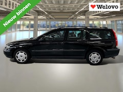 Volvo V70 - 2.4 Comfort Line Fijne toerbuffel