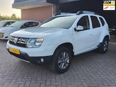Dacia Duster - 1.2 TCe 4x2 Lauréate LAGE KM, PDC, CRUISE, TREKHAAK