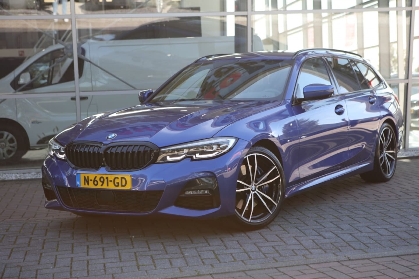 BMW 3-serie Touring - 330i M Sport 330i M-Sport - AutoWereld.nl
