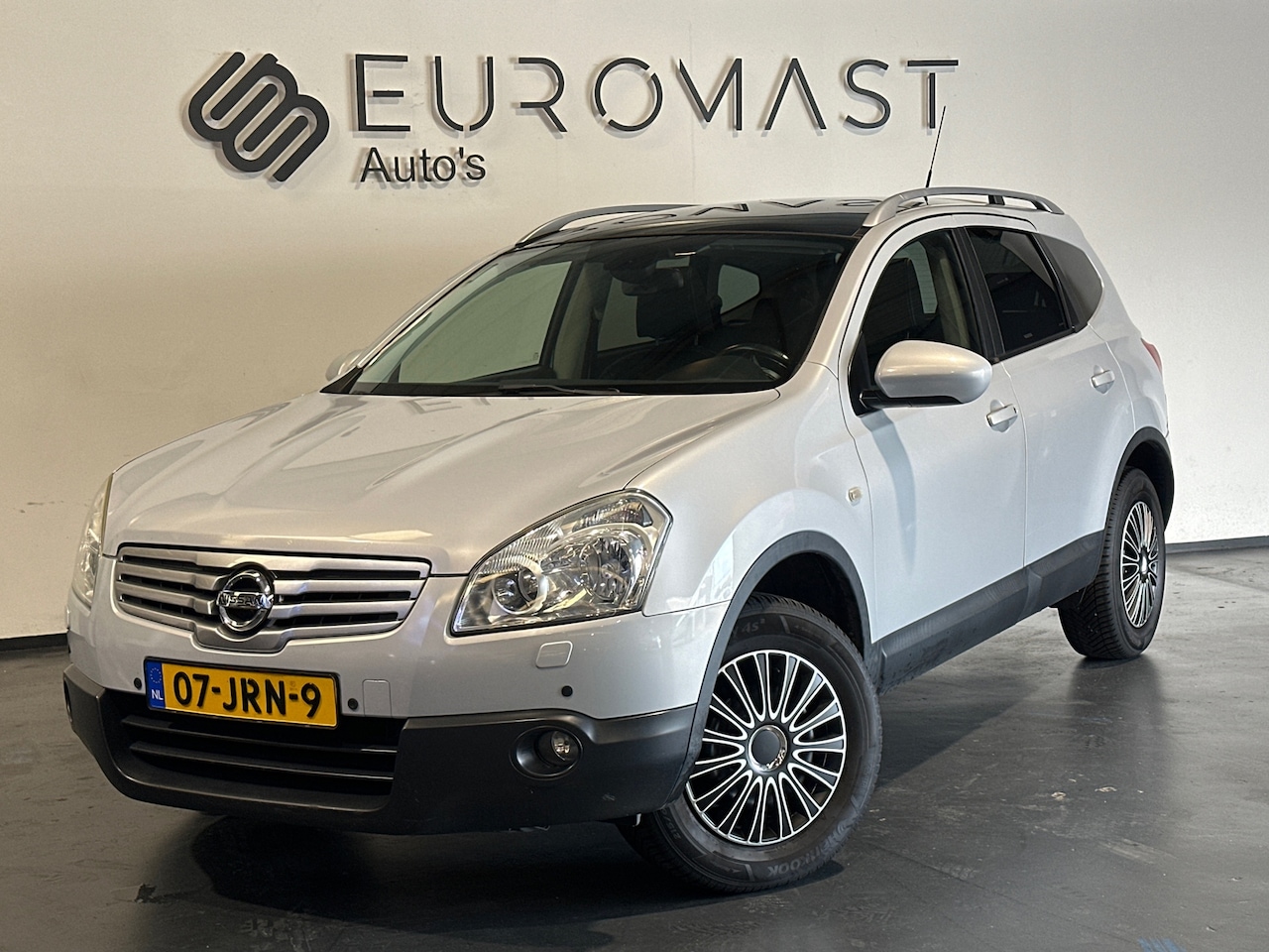 Nissan Qashqai+2 - 2.0 Tekna 7pers - Panoramadak - Leder - Camera - Nieuw apk - AutoWereld.nl