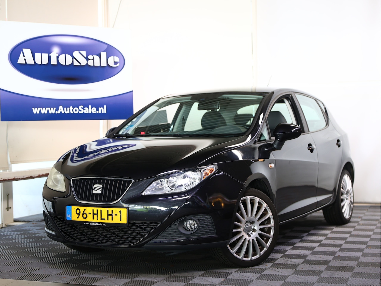 SEAT Ibiza - 1.4 Stylance NAP CARPLAY AIRCO CRUISE PDC CAMERA '09 - AutoWereld.nl