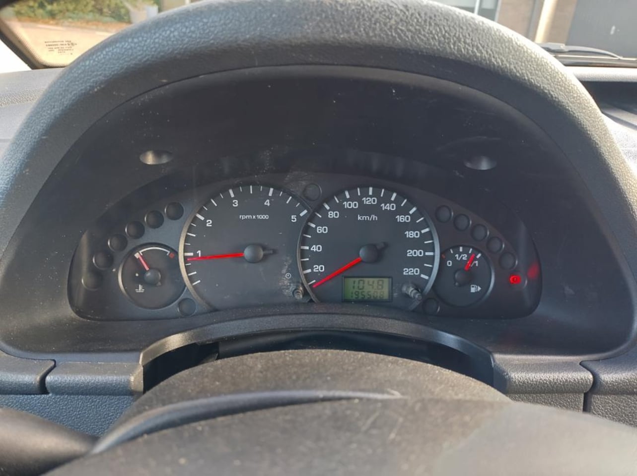 Ford Transit Connect - T230L 1.8 TDCi Nwe Apk 10-26 Trekhaak, Schuifdeur - AutoWereld.nl