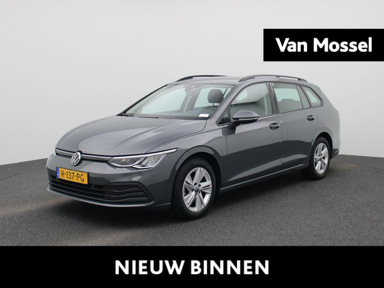Volkswagen Golf Variant - 1.0 TSI Life | Apple Carplay / Android Auto | Parkeersensoren | Virtual Cockpit | Navigati - AutoWereld.nl