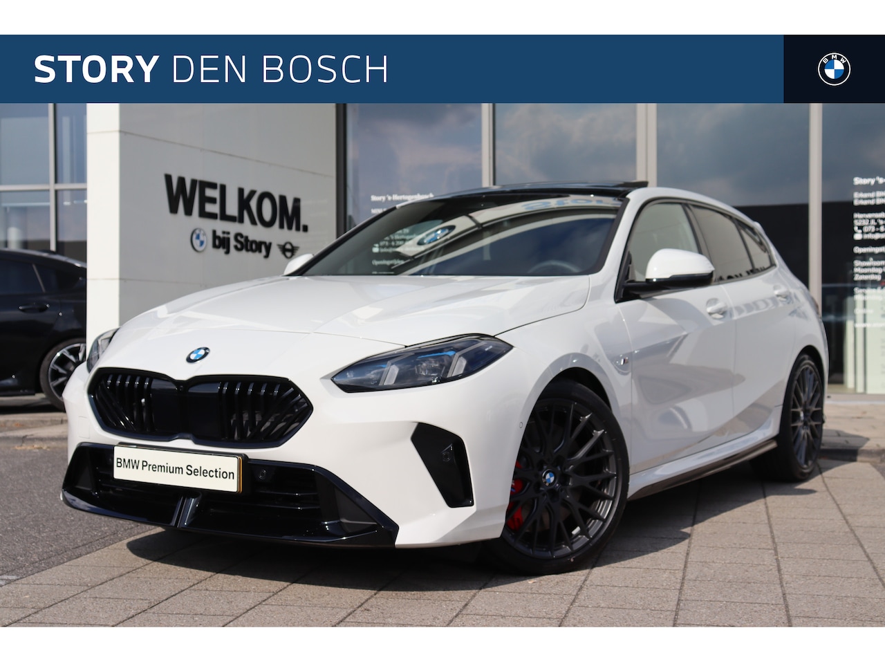 BMW 1-serie - 120 M Sport Automaat / Panoramadak / Sportstoelen / Adaptieve LED / M Adaptief onderstel / - AutoWereld.nl