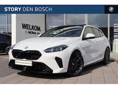 BMW 1-serie - 120 M Sport Automaat / Panoramadak / Sportstoelen / Adaptieve LED / M Adaptief onderstel /