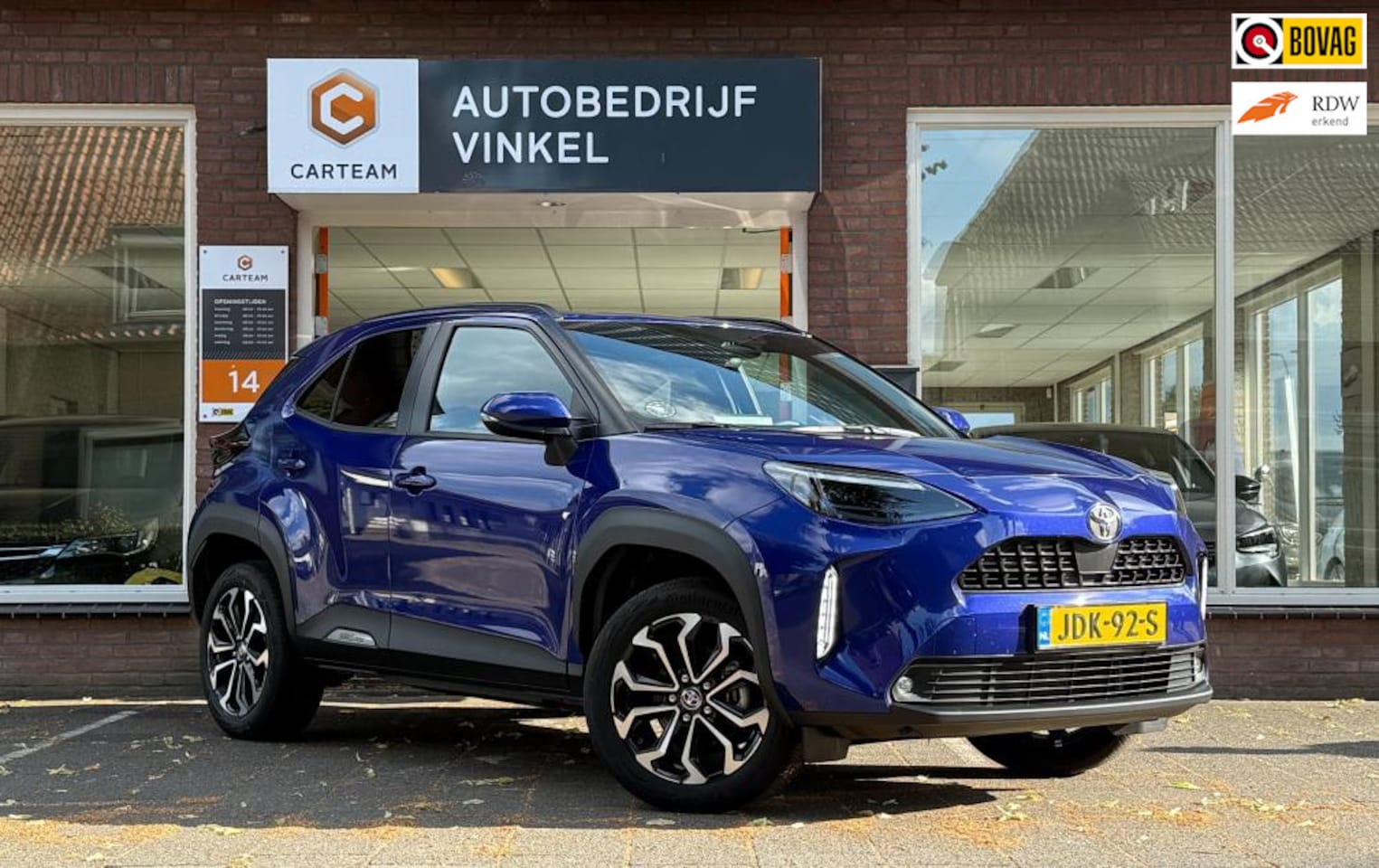 Toyota Yaris Cross - 1.5 Hybrid 115 First Edition - incl. AFL. kosten*Carplay*Stoelverwarming*Camera*addaptivec - AutoWereld.nl