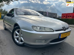 Peugeot 406 Coupé - 2.2-16V BJ 2003 AIRCO, CRUISE, APK NIEUW ZEER NETJES UNIEK