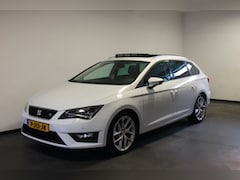 SEAT Leon - 1.4 TSI X-PER. CONN. Pano, Stoelverw, Navi, PDC, CC